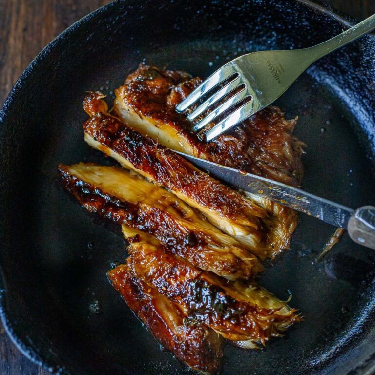 Smażona soplówka jeżowata z czosnkiem i masłem